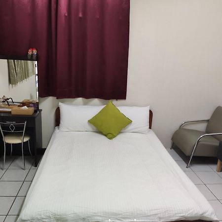 Papa Bear'S Guesthouse Taichung Zimmer foto