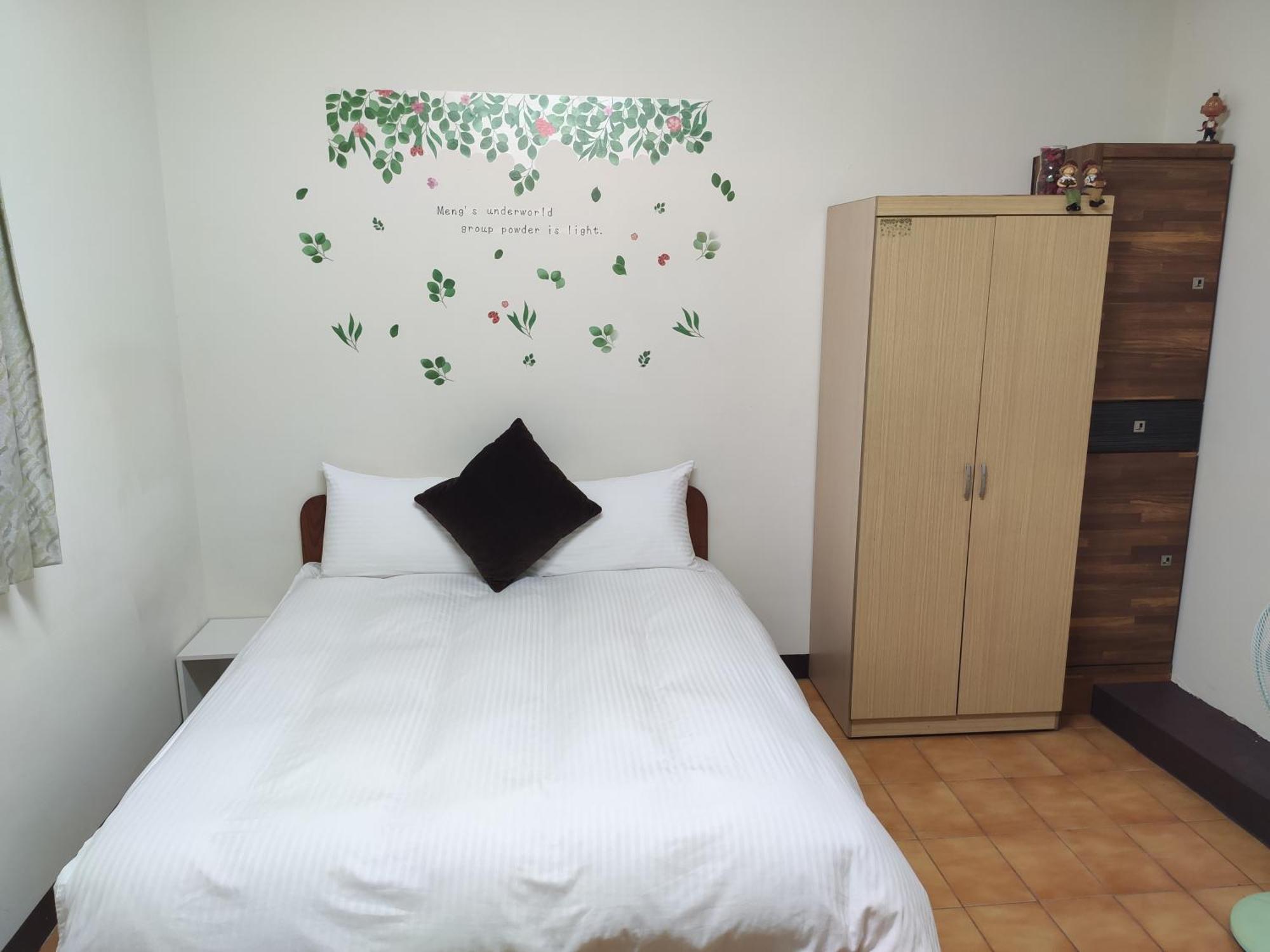 Papa Bear'S Guesthouse Taichung Zimmer foto